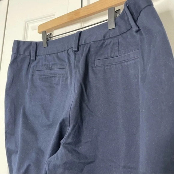 Lands' End Mid rise Straight Leg Chino Pant - Women's Size 16 - Marine Navy - Picture 5 of 7